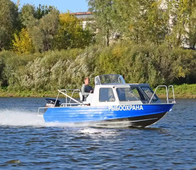 Алюминиевый катер Неман 550 с каютой в Сергиевом Посаде