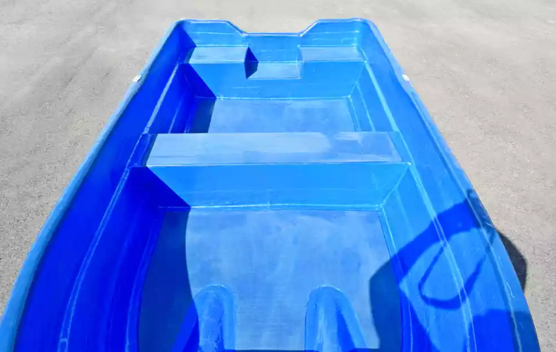 Стеклопластиковая лодка Neman-340 (тримаран) в Сергиевом Посаде