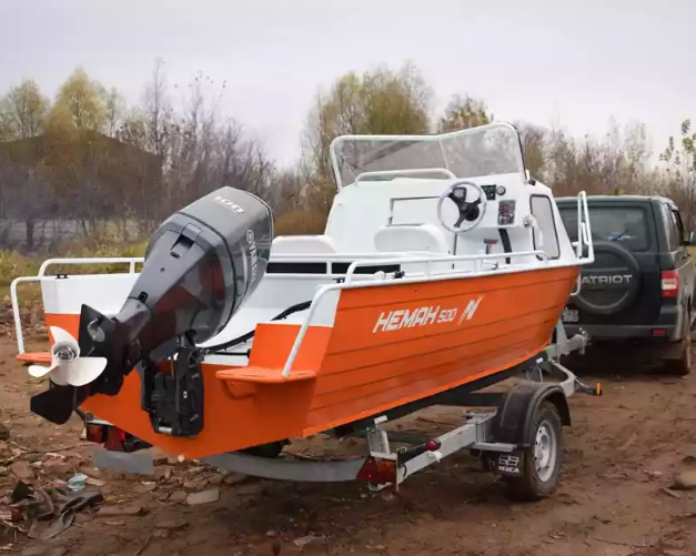 Алюминиевый катер Неман-500 (каютный) в Сергиевом Посаде