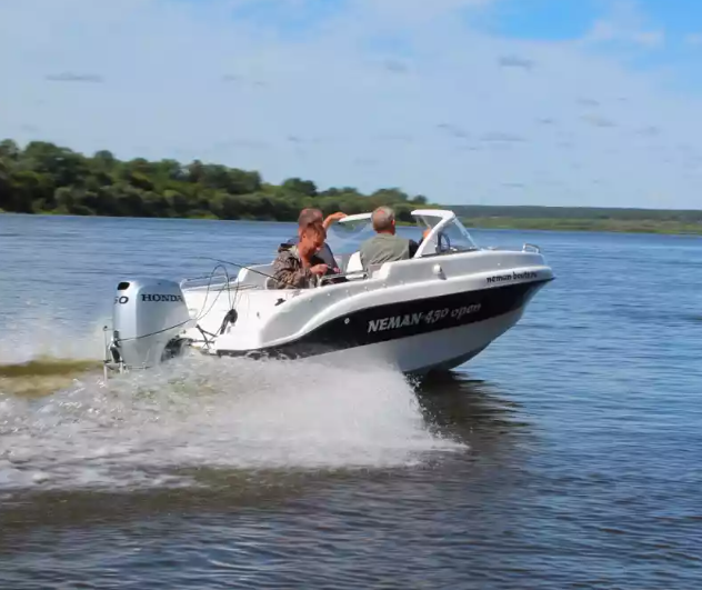 Стеклопластиковый катер Neman-450 Open в Сергиевом Посаде