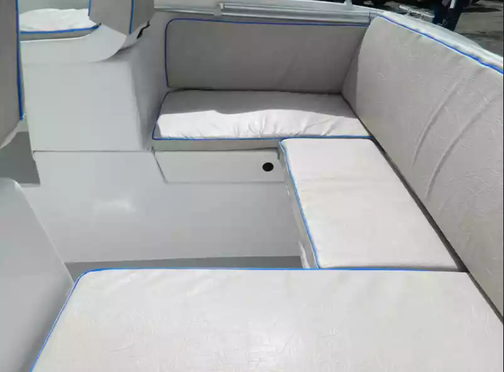 Комбинированный катер Neman-500 с каютой в Сергиевом Посаде