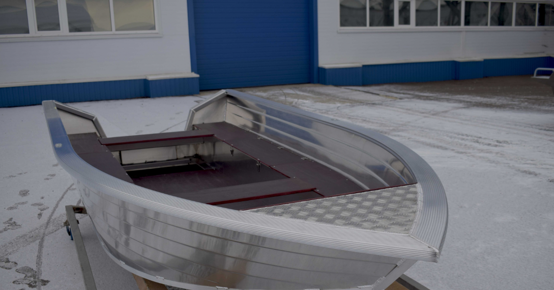 Алюминиевая лодка Неман-400 в Сергиевом Посаде