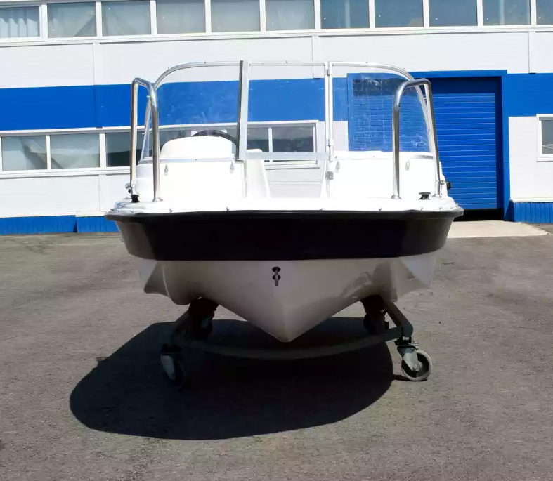 Стеклопластиковый катер Wyatboat-430 DC (тримаран) в Сергиевом Посаде