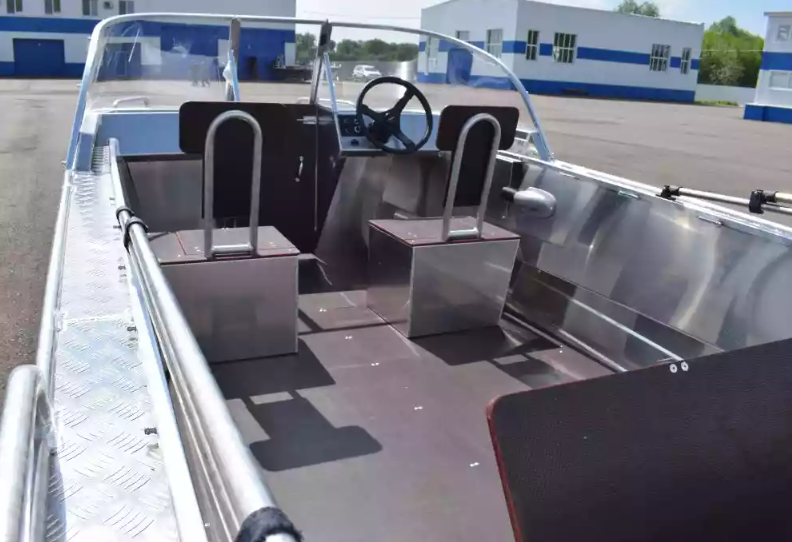 Алюминиевый катер WYATBOAT-550 DCM в Сергиевом Посаде