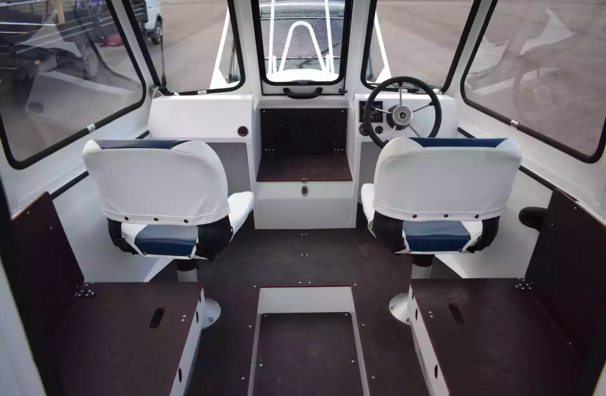 Алюминиевый катер Неман-500 (закрытая рубка) в Сергиевом Посаде