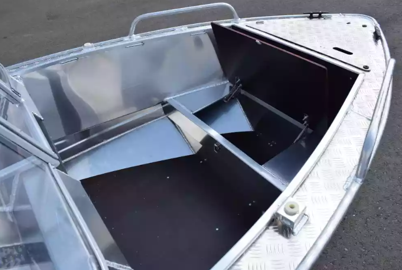 Алюминиевый катер WYATBOAT-550 DCM в Сергиевом Посаде