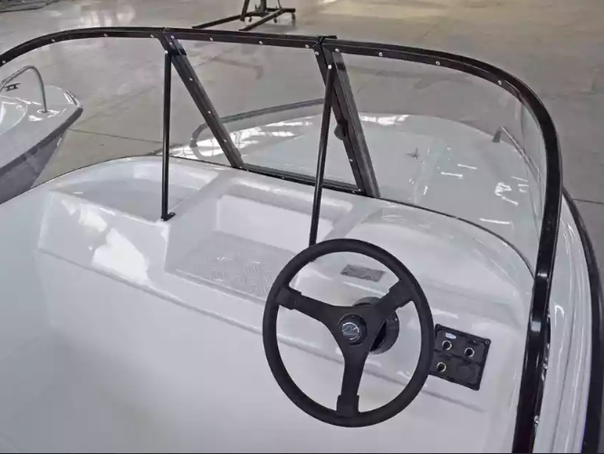 Комбинированный катер Wyatboat-430 M в Сергиевом Посаде