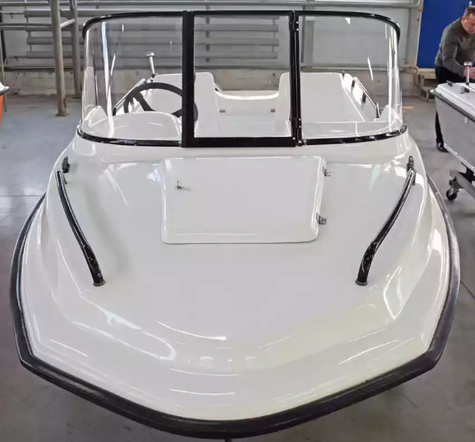 Комбинированный катер Wyatboat-430 M в Сергиевом Посаде