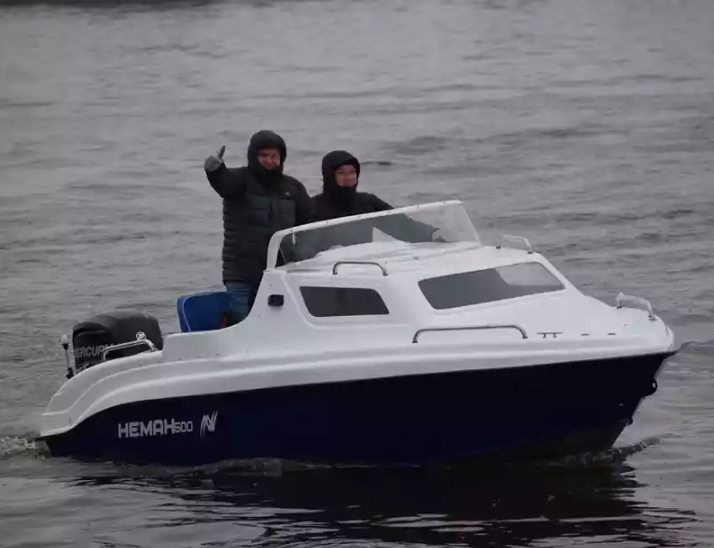 Комбинированный катер Neman-500 с каютой в Сергиевом Посаде