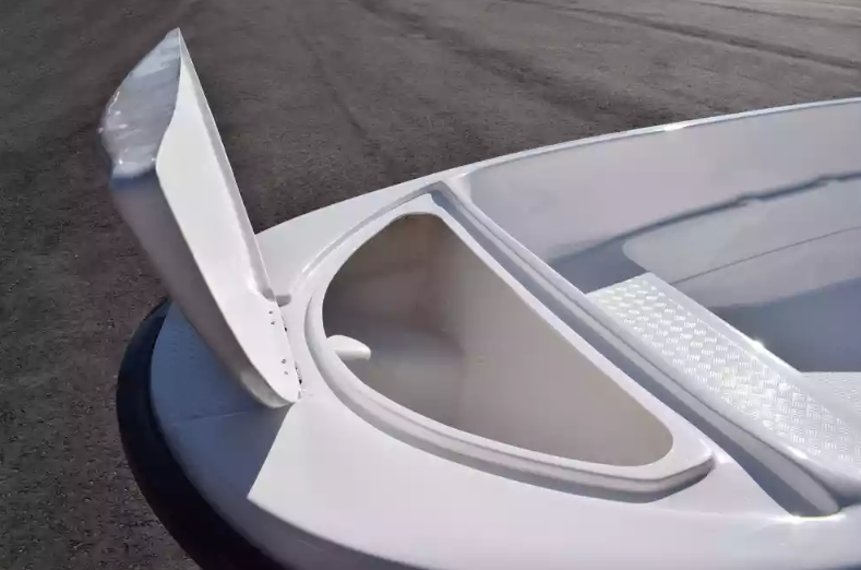 Стеклопластиковая лодка Пингвин (тримаран) в Сергиевом Посаде