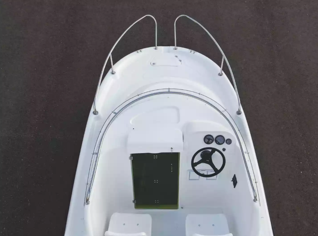 Комбинированный катер Neman-530 с каютой в Сергиевом Посаде