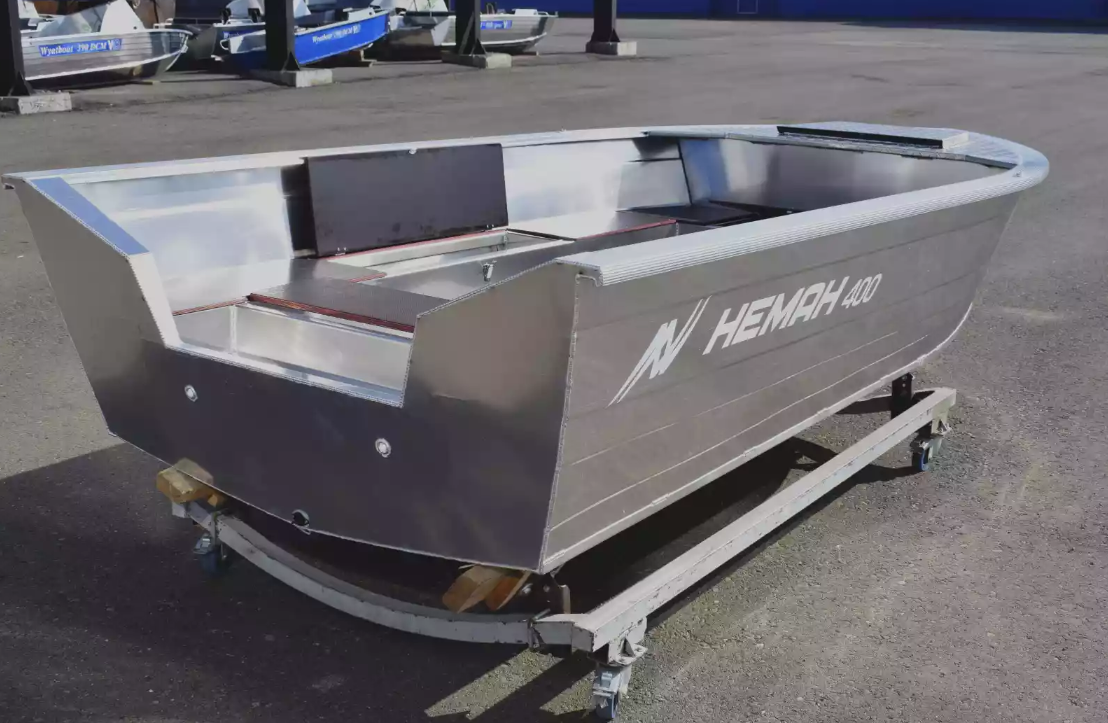 Алюминиевая лодка Неман-400 Р PRO в Сергиевом Посаде