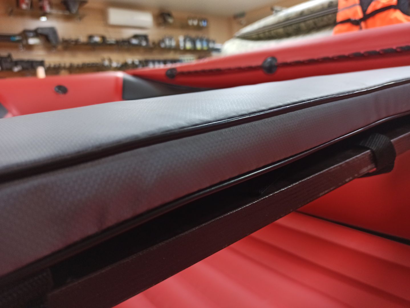 КОМПЛЕКТ МЯГКИХ НАКЛАДОК С СУМКОЙ ДЛЯ ЛОДОК 90Х20 СЕРЫЙ в Сергиевом Посаде