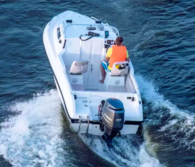 Стеклопластиковый катер Neman-500 в Сергиевом Посаде