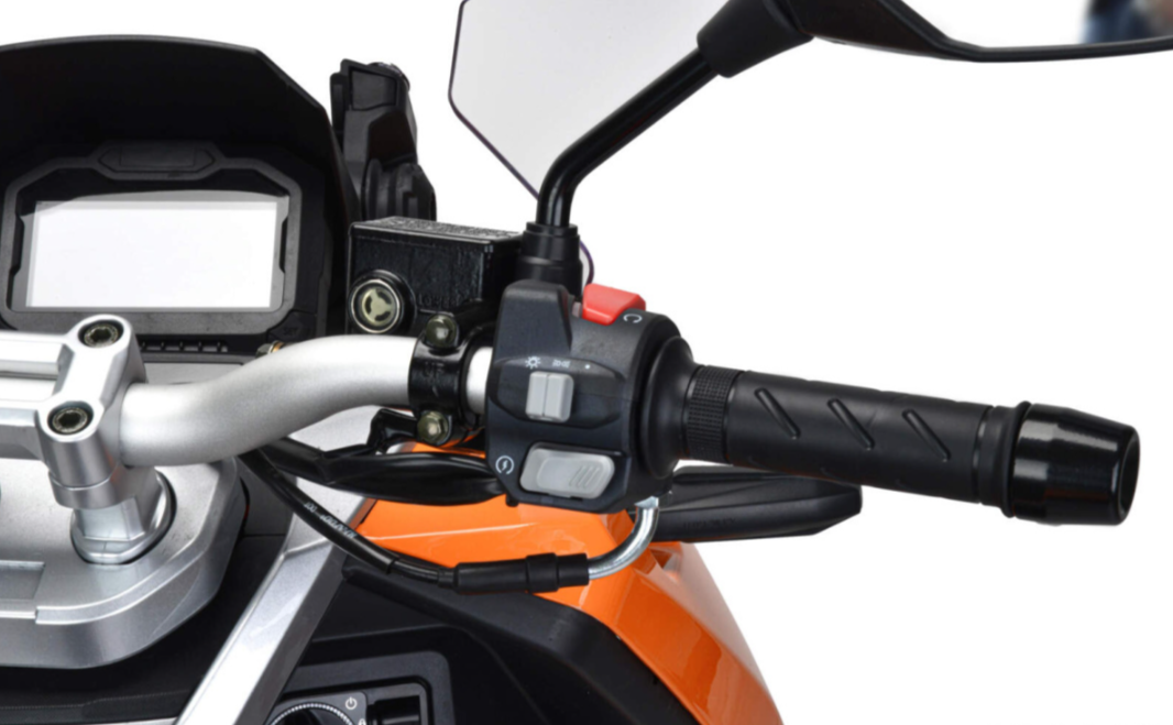 Скутер MOTOLAND (МОТОЛЕНД) T-MAX 150 в Сергиевом Посаде