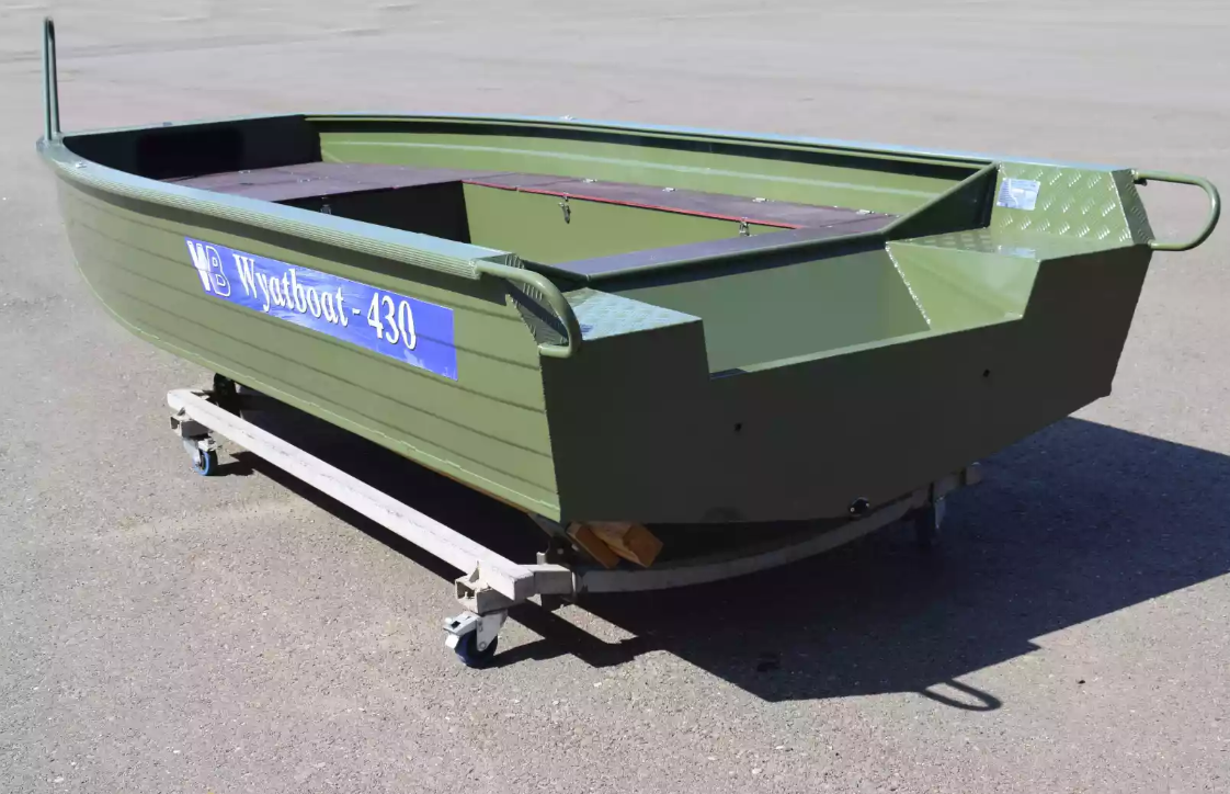 Алюминиевая лодка  Wyatboat-430 Master Fish в Сергиевом Посаде