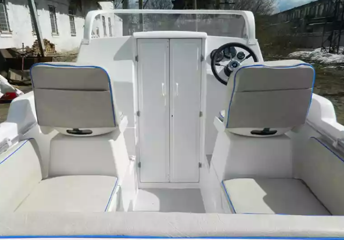 Комбинированный катер Neman-500 с каютой в Сергиевом Посаде