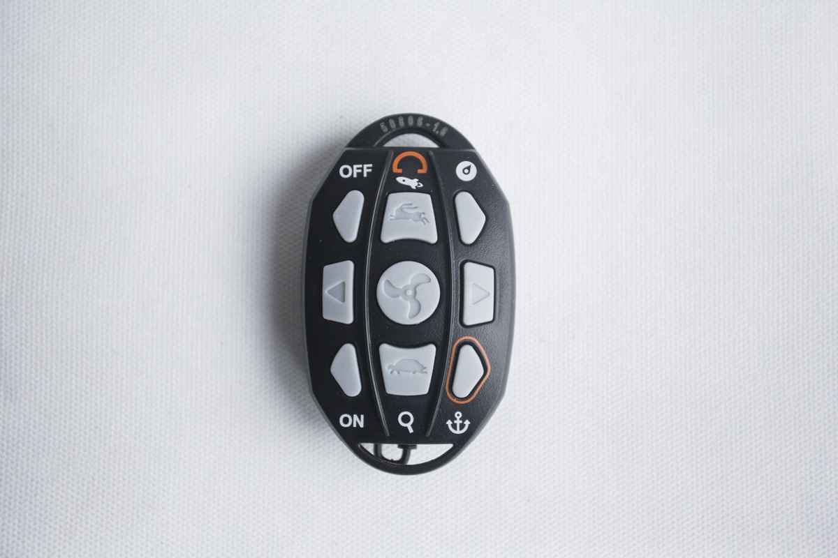 Лодочный электромотор якорь Haswing Cayman B, GPS, 12V, 55Lbs, нога 137 мм в Сергиевом Посаде