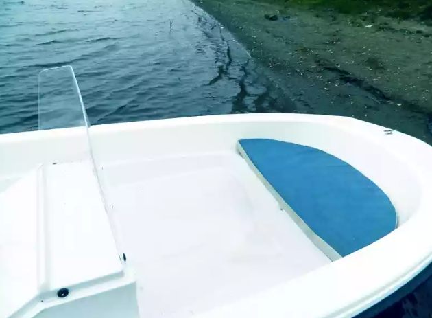 Стеклопластиковый катер Тримаран Wyatboat 430 C в Сергиевом Посаде