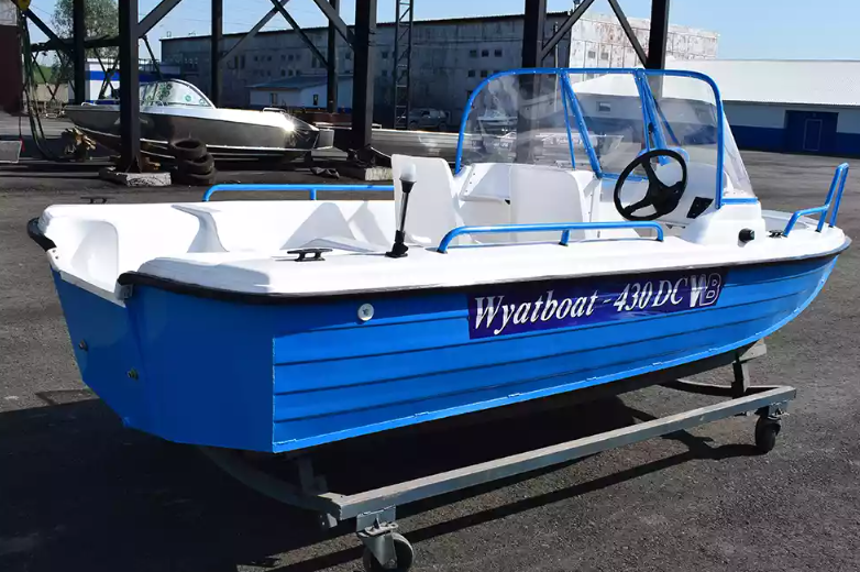 Комбинированный катер Wyatboat-430 DC в Сергиевом Посаде