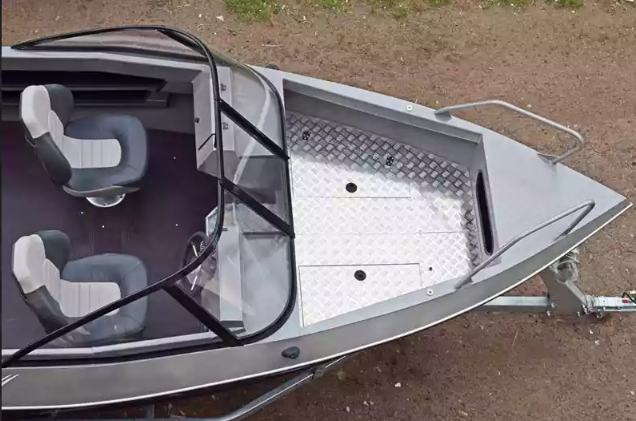 Алюминиевый катер Неман 550 DC в Сергиевом Посаде