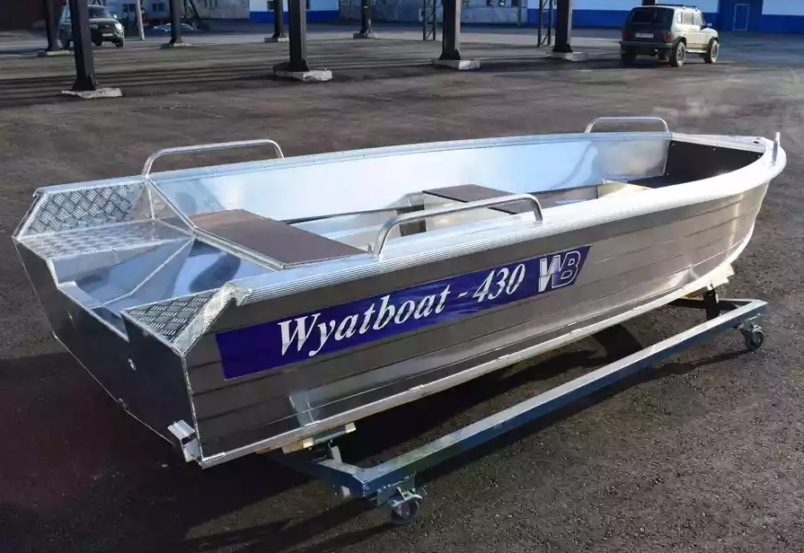 Алюминиевая лодка  Wyatboat-430 Р в Сергиевом Посаде