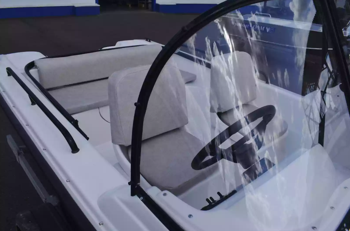 Комбинированный катер Wyatboat-430 DC в Сергиевом Посаде