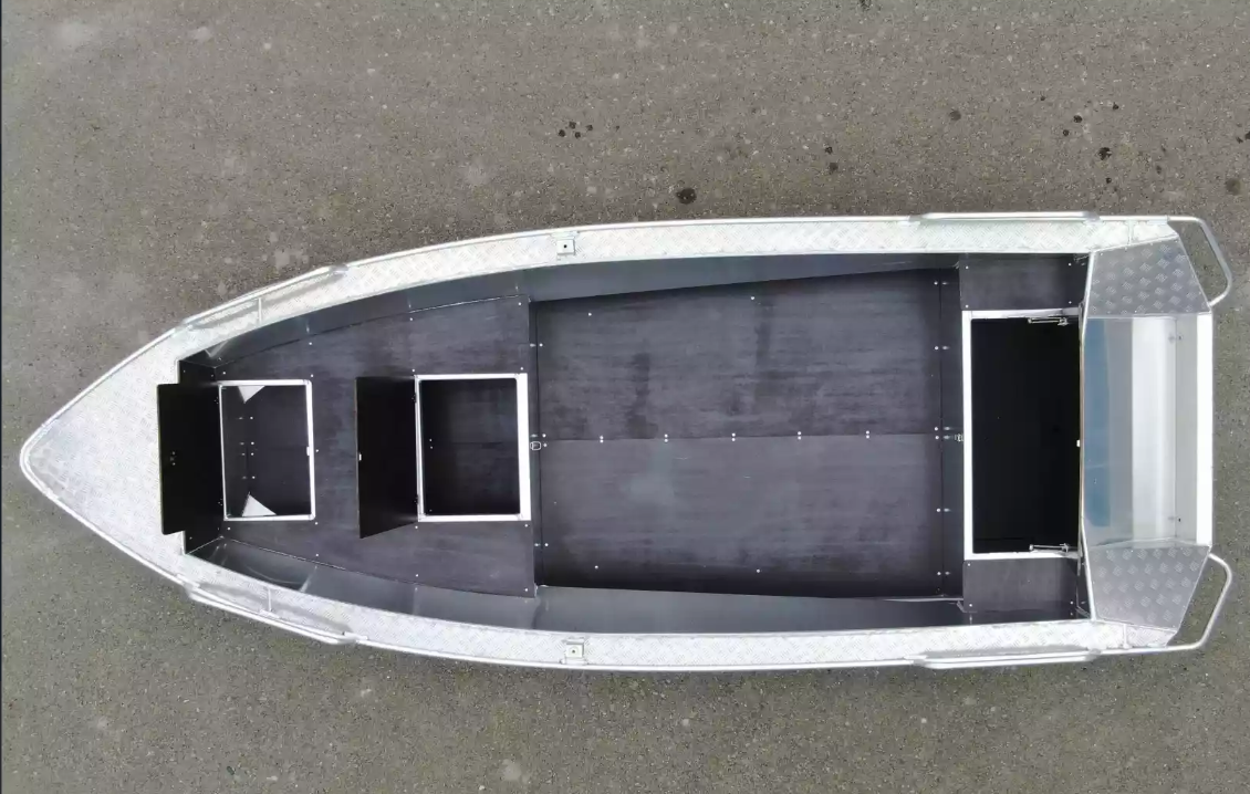 Алюминиевая лодка  Wyatboat-430М FISH в Сергиевом Посаде