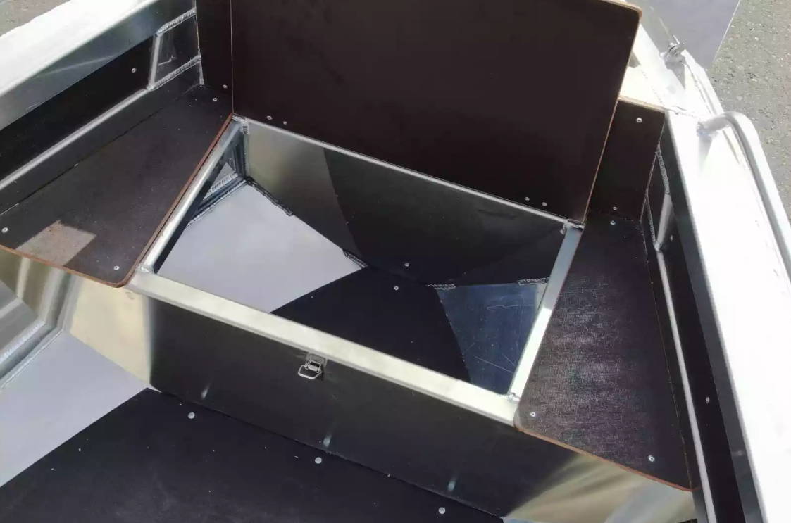 Алюминиевая лодка  Неман-480 Р в Сергиевом Посаде