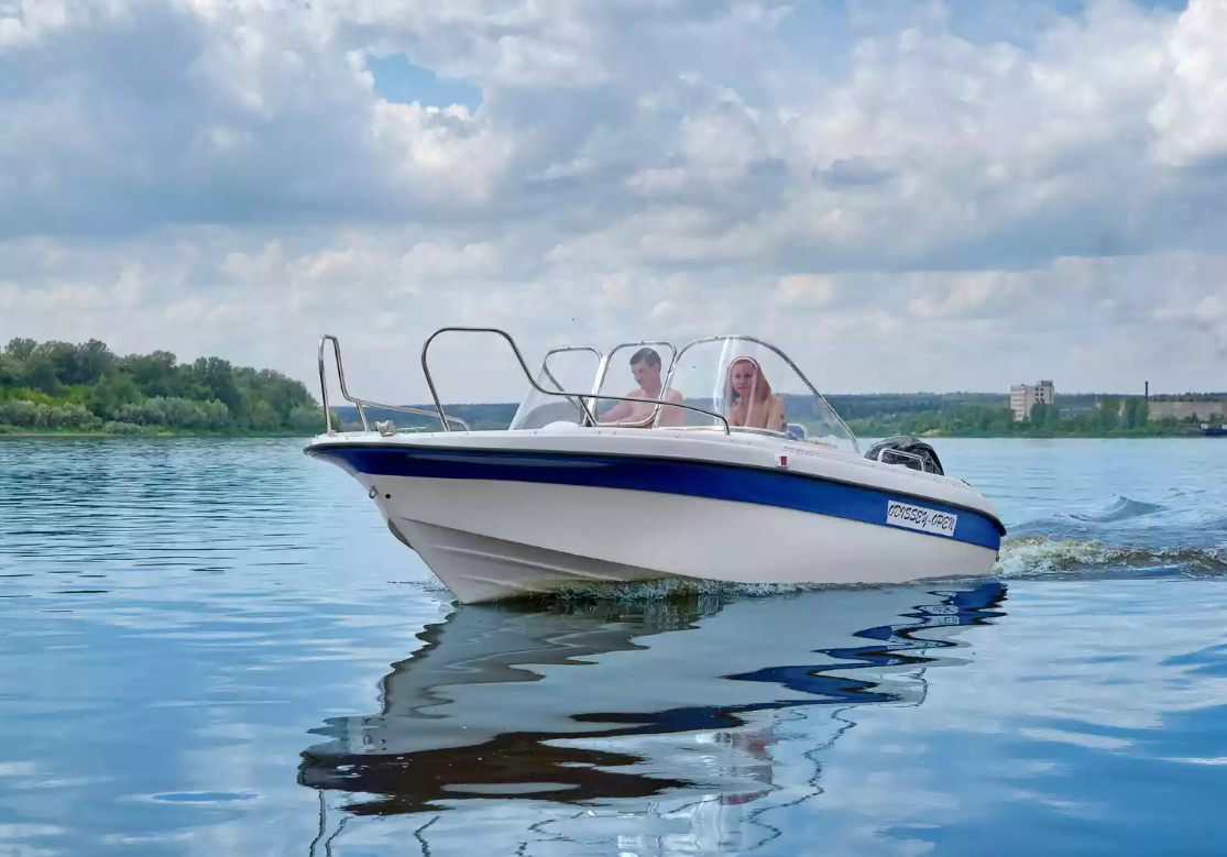 Стеклопластиковый катер Neman-530 Open в Сергиевом Посаде