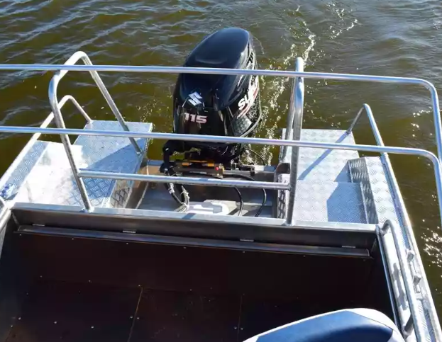 Алюминиевый катер Неман 550 с каютой в Сергиевом Посаде