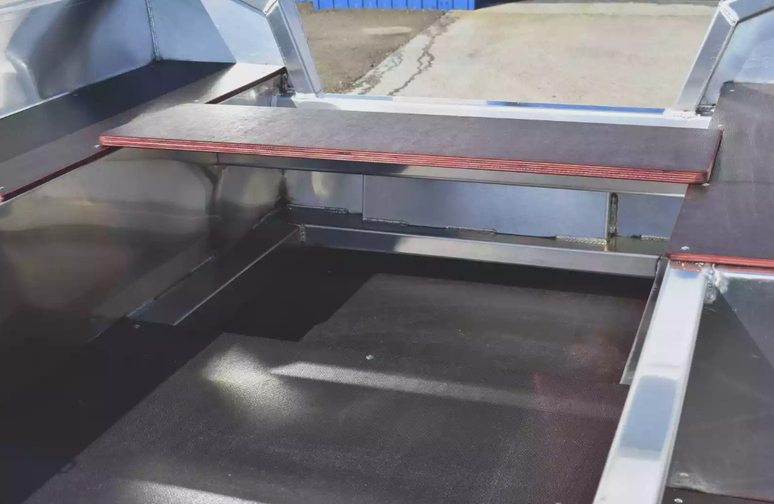 Алюминиевая лодка Неман-400 Р PRO в Сергиевом Посаде