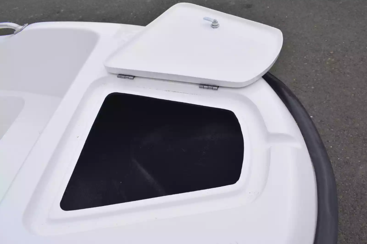 Стеклопластиковая лодка Пингвин New (тримаран) в Сергиевом Посаде