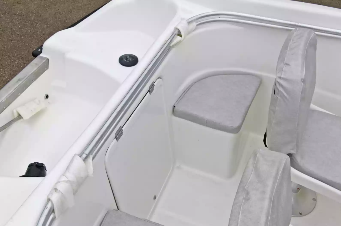 Комбинированный катер Wyatboat-470 П в Сергиевом Посаде Комбинированный катер Wyatboat-470 П в Сергиевом Посаде