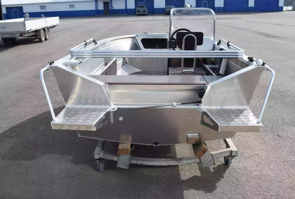 Алюминиевый катер Неман-400 С в Сергиевом Посаде