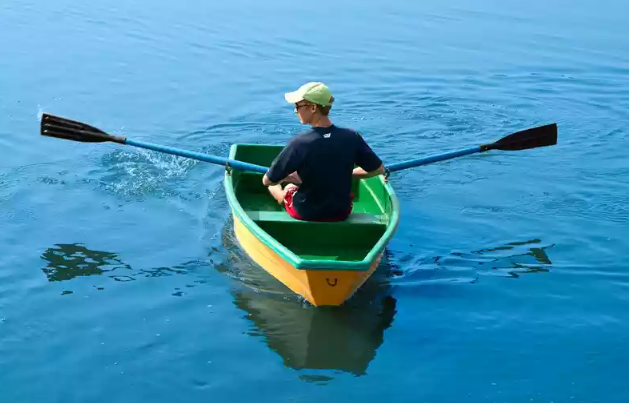 Стеклопластиковая лодка Малютка в Сергиевом Посаде