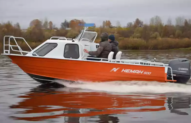 Алюминиевый катер Неман-500 (каютный) в Сергиевом Посаде