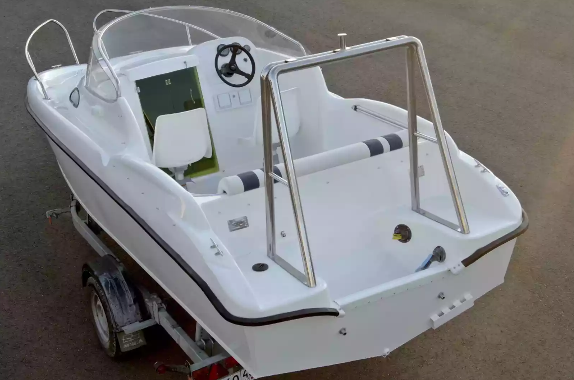 Комбинированный катер Neman-530 с каютой в Сергиевом Посаде