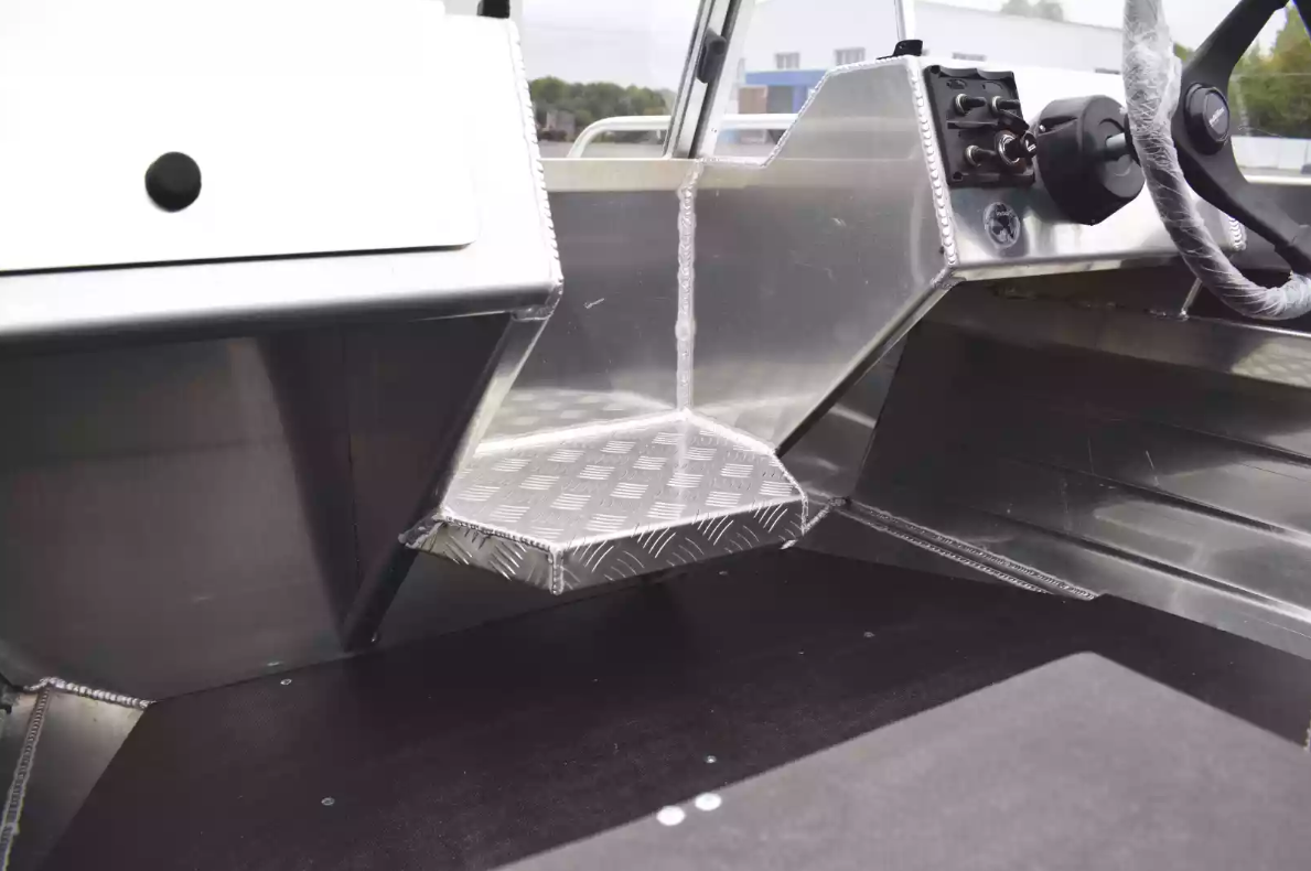 Алюминиевый катер Neman-400 PRO в Сергиевом Посаде