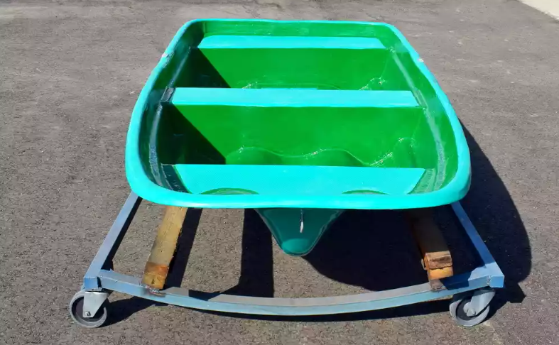 Стеклопластиковая лодка Старт (тримаран) в Сергиевом Посаде