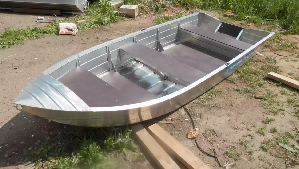 Алюминиевая лодка Вятка-Профи 32 в Сергиевом Посаде