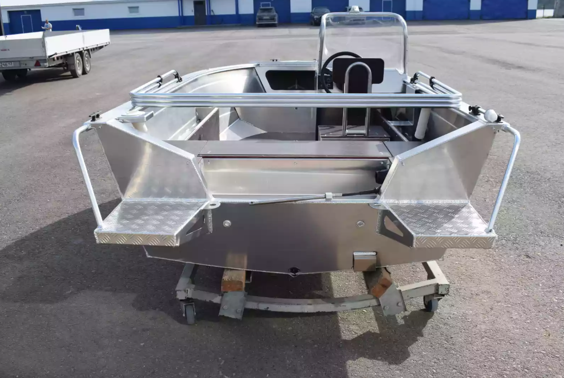 Алюминиевая лодка Неман-400 С в Сергиевом Посаде