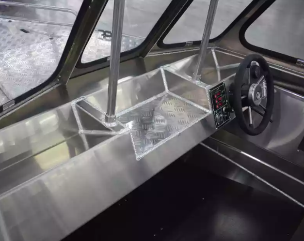 Алюминиевый катер Wyatboat-460 DCM Pro в Сергиевом Посаде