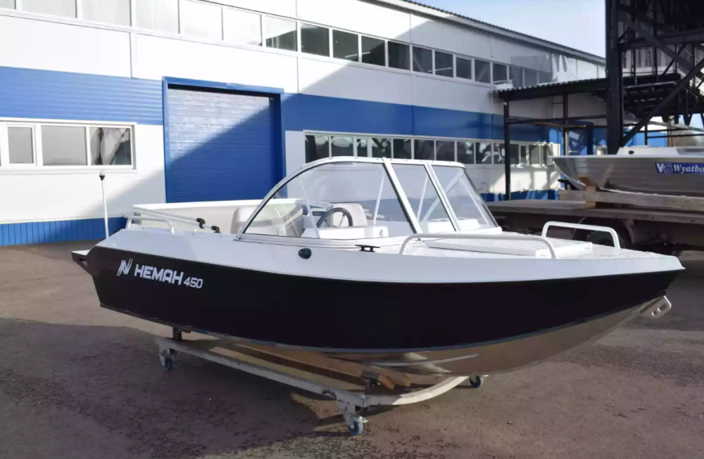 Алюминиевый катер Неман-450 в Сергиевом Посаде