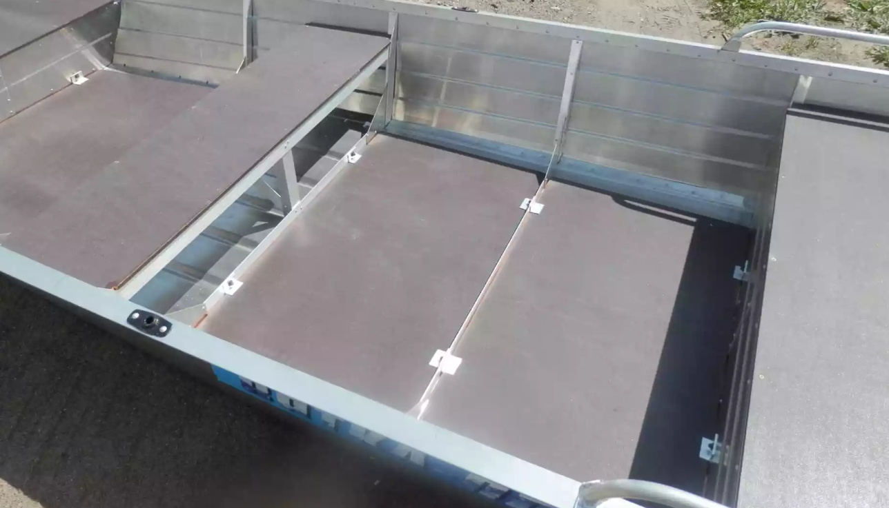 Алюминиевая лодка Вятка-Профи 32 в Сергиевом Посаде