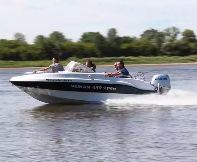 Стеклопластиковый катер Neman-450 Open в Сергиевом Посаде