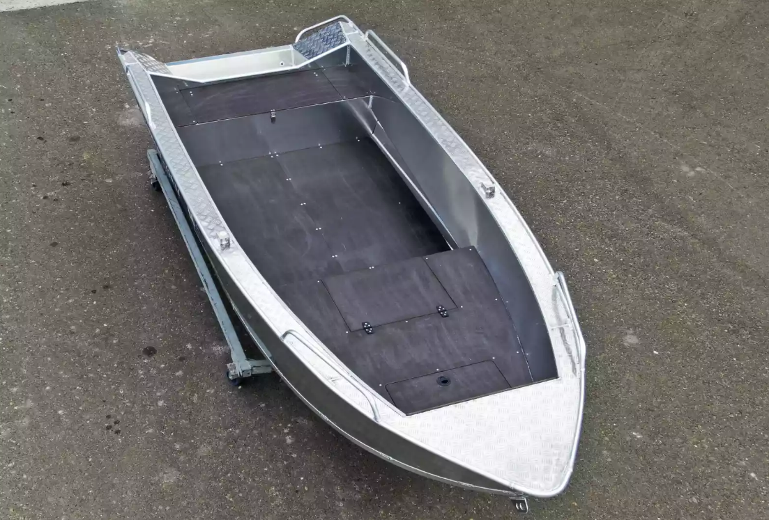 Алюминиевая лодка  Wyatboat-430М FISH в Сергиевом Посаде