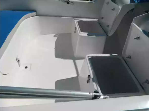 Стеклопластиковый катер Wyatboat-430 M (тримаран) в Сергиевом Посаде