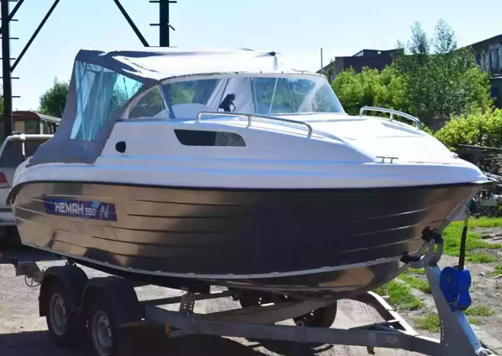 Комбинированный катер Neman-550 с каютой в Сергиевом Посаде