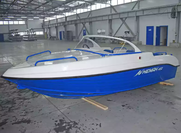 Комбинированный катер Neman-450 в Сергиевом Посаде